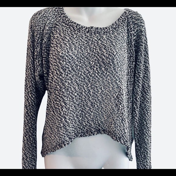 Aeropostale Knit Top - Picture 2 of 10